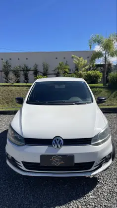 VOLKSWAGEN FOX 1.0 MPI COMFORTLINE 12V FLEX 4P MANUAL