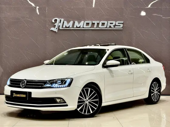 VOLKSWAGEN JETTA 2.0 TSI HIGHLINE 211CV GASOLINA 4P TIPTRONIC VOLKSWAGEN JETTA 2.0 TSI HIGHLINE 211CV GASOLINA 4P TIPTRONIC