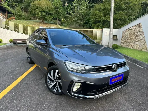VOLKSWAGEN VIRTUS 1.0 200 TSI HIGHLINE AUTOMÁTICO