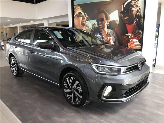 VOLKSWAGEN VIRTUS 1.0 200 TSI HIGHLINE AUTOMÁTICO