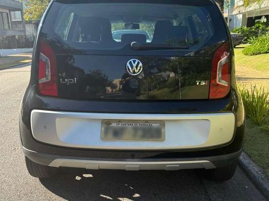 VOLKSWAGEN-CROSS UP-1.0 TSI 12V FLEX 4P MANUAL VOLKSWAGEN-CROSS UP-2015