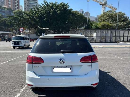 VOLKSWAGEN-GOLF-1.4 TSI VARIANT COMFORTLINE 16V GASOLINA 4P AUTOMÁTICO VOLKSWAGEN-GOLF-2015