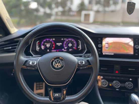 VOLKSWAGEN-JETTA-1.4 250 TSI TOTAL FLEX R-LINE TIPTRONIC VOLKSWAGEN-JETTA-2019