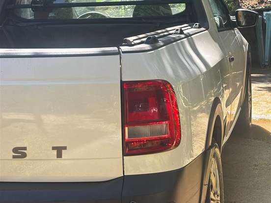VOLKSWAGEN-SAVEIRO-1.6 MSI ROBUST CS 8V FLEX 2P MANUAL VOLKSWAGEN-SAVEIRO-2017
