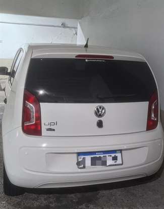 VOLKSWAGEN-UP-2016