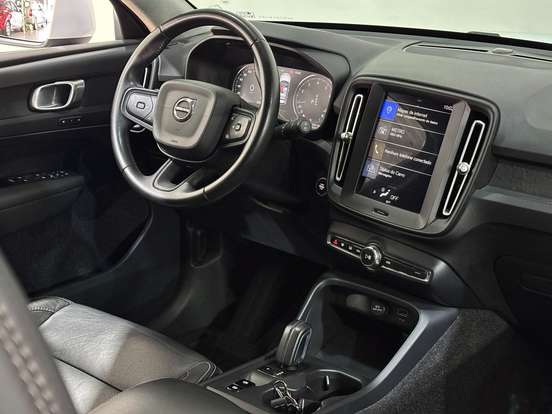 VOLVO-XC40-2.0 T4 GASOLINA GEARTRONIC VOLVO-XC40-2018