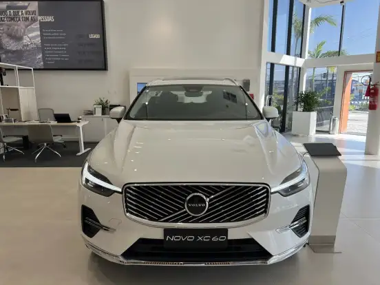 VOLVO-XC60-2.0 T8 PHEV PLUS AWD GEARTRONIC VOLVO-XC60-2025