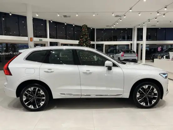 VOLVO-XC60-2.0 T8 PHEV ULTRA AWD GEARTRONIC VOLVO-XC60-2025