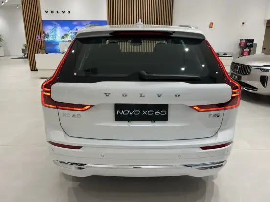 VOLVO-XC60-2.0 T8 PHEV ULTRA AWD GEARTRONIC VOLVO-XC60-2025