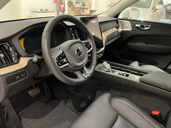 VOLVO-XC60-2.0 T8 PHEV ULTRA AWD GEARTRONIC VOLVO-XC60-2025