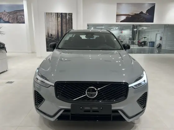 VOLVO XC60 2.0 T8 PHEV ULTRA DARK AWD GEARTRONIC