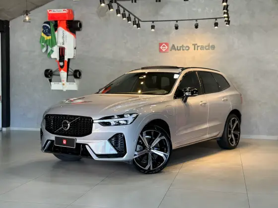 VOLVO XC60 2.0 T8 RECHARGE ULTIMATE DARK AWD GEARTRONIC