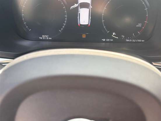 VOLVO-XC60-2.0 T5 GASOLINA R-DESIGN AWD GEARTRONIC VOLVO-XC60-2018