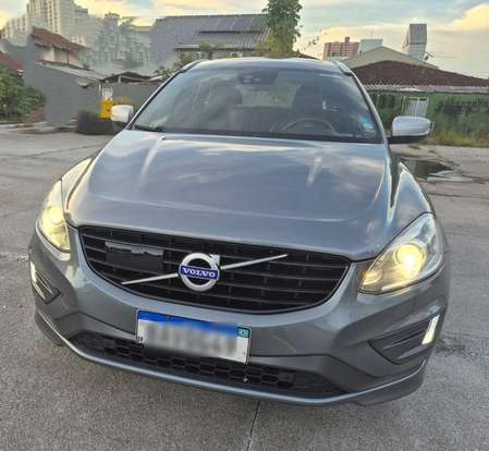 VOLVO-XC60-2016