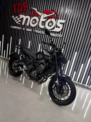 YAMAHA MT-09 YAMAHA MT-09