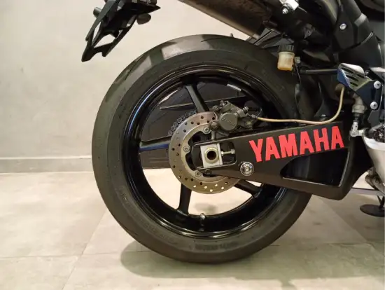 YAMAHA-YZF R1-2012