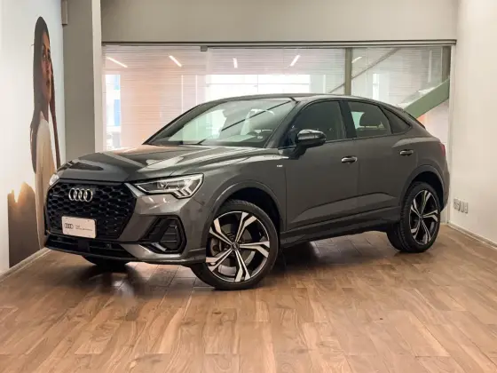 AUDI Q3 2.0 40 TFSI GASOLINA SPORTBACK PERFORMANCE BLACK QUATTRO TIPTRONIC