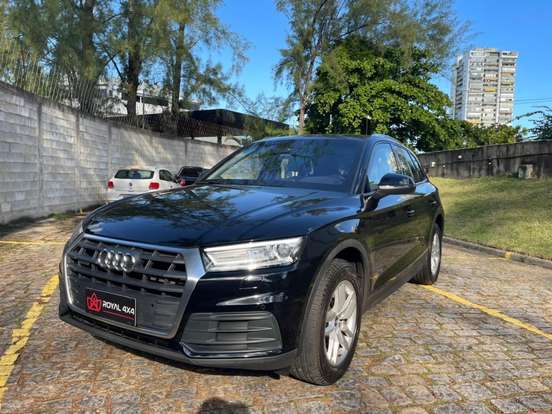 AUDI-Q5-2019