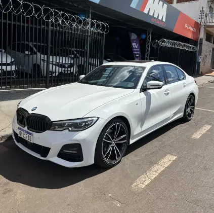 BMW 320i 2.0 16V TURBO GASOLINA M SPORT AUTOMÁTICO BMW 320i 2.0 16V TURBO GASOLINA M SPORT AUTOMÁTICO