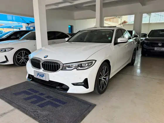 BMW 320i 2.0 16V TURBO GASOLINA SPORT GP AUTOMÁTICO BMW 320i 2.0 16V TURBO GASOLINA SPORT GP AUTOMÁTICO