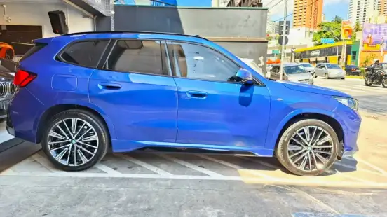 BMW-X1-2024