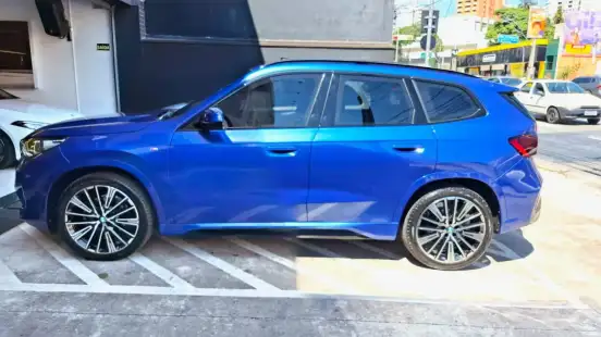 BMW-X1-2024