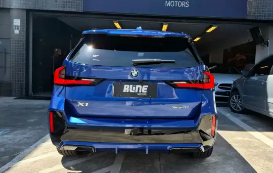 BMW-X1-2024