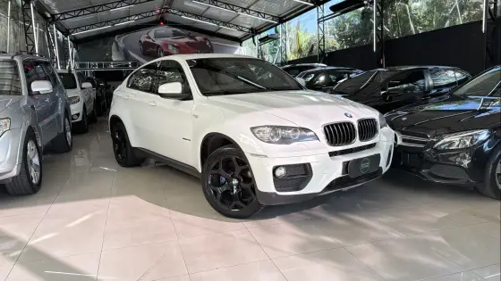 BMW X6 3.0 35I 4X4 COUPÉ 6 CILINDROS 24V GASOLINA 4P AUTOMÁTICO BMW X6 3.0 35I 4X4 COUPÉ 6 CILINDROS 24V GASOLINA 4P AUTOMÁTICO