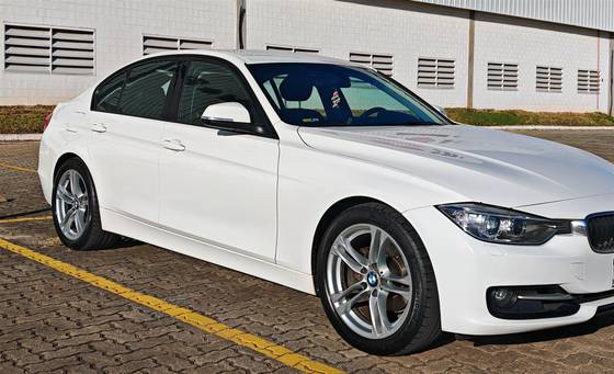 BMW 320i 2.0 SPORT GP 16V TURBO ACTIVE FLEX 4P AUTOMÁTICO
