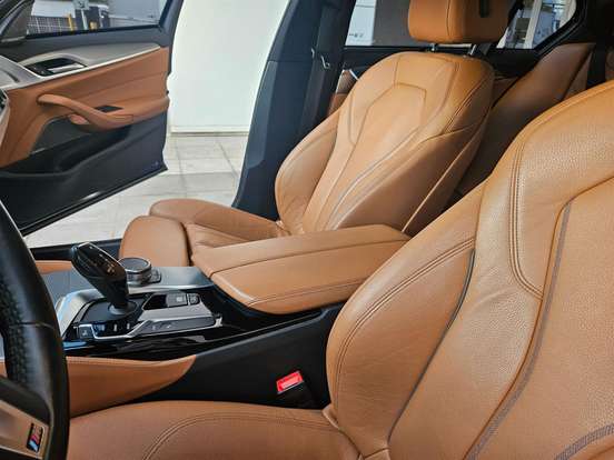 BMW-530e-2.0 16V TWINPOWER HÍBRIDO M SPORT AUTOMÁTICO BMW-530e-2020