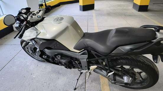BMW-K 1300 R-2010