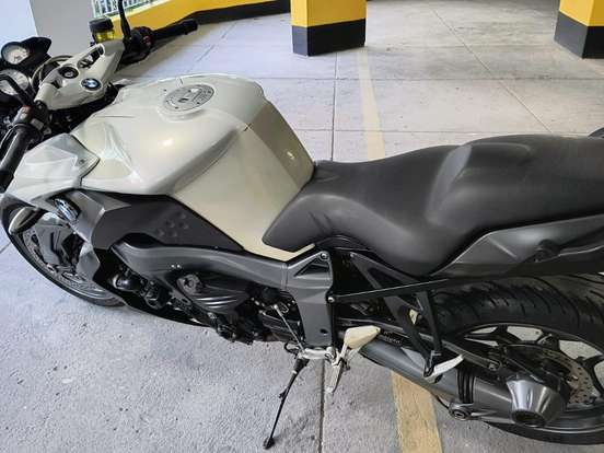 BMW-K 1300 R BMW-K 1300 R-2010