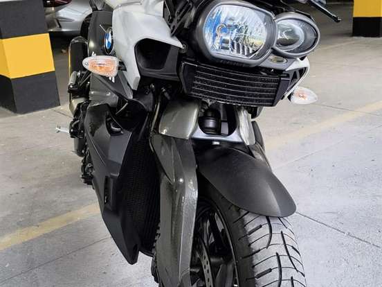 BMW-K 1300 R BMW-K 1300 R-2010