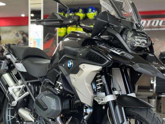 BMW-R 1250 GS PREMIUM TRIPLE BLACK BMW-R 1250 GS PREMIUM TRIPLE BLACK-2021