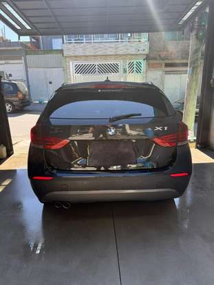BMW-X1-2012