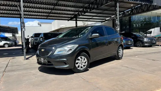 CHEVROLET ONIX 1.0 MPFI LT 8V FLEX 4P MANUAL CHEVROLET ONIX 1.0 MPFI LT 8V FLEX 4P MANUAL