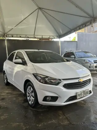 CHEVROLET ONIX 1.0 MPFI LT 8V FLEX 4P MANUAL CHEVROLET ONIX 1.0 MPFI LT 8V FLEX 4P MANUAL