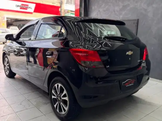 CHEVROLET-ONIX-1.4 MPFI LTZ 8V FLEX 4P MANUAL CHEVROLET-ONIX-2015