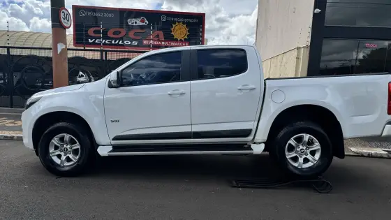 CHEVROLET S10 2.5 LT 4X2 CD 16V FLEX 4P AUTOMÁTICO CHEVROLET S10 2.5 LT 4X2 CD 16V FLEX 4P AUTOMÁTICO