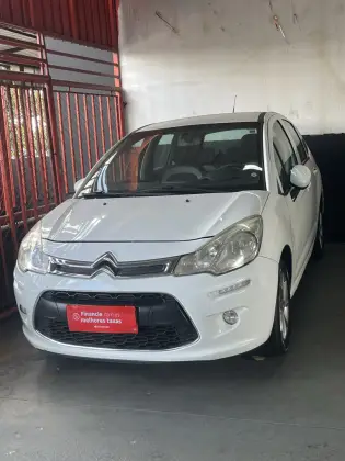CITROËN C3 1.5 ATTRACTION 8V FLEX 4P MANUAL CITROËN C3 1.5 ATTRACTION 8V FLEX 4P MANUAL