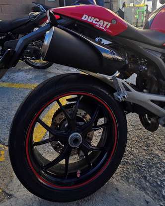 DUCATI-MONSTER 1100 S-2010