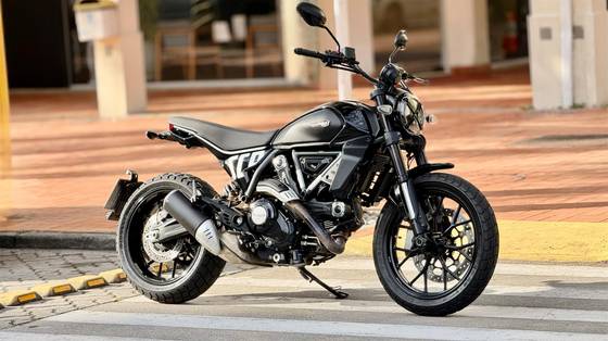 DUCATI SCRAMBLER ICON 