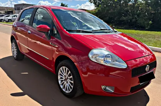 FIAT PUNTO 1.4 ATTRACTIVE 8V FLEX 4P MANUAL