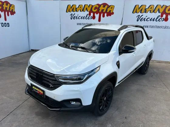 FIAT STRADA 1.3 FIREFLY FLEX VOLCANO CD CVT FIAT STRADA 1.3 FIREFLY FLEX VOLCANO CD CVT