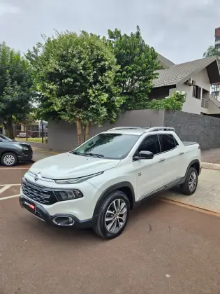 FIAT TORO 2.0 16V TURBO DIESEL VOLCANO 4WD AT9