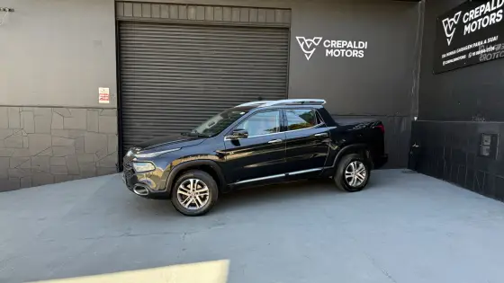 FIAT TORO 2.4 16V MULTIAIR FLEX VOLCANO AT9 FIAT TORO 2.4 16V MULTIAIR FLEX VOLCANO AT9