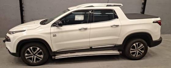FIAT TORO 2.0 16V TURBO DIESEL VOLCANO 4WD AT9
