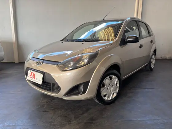 FORD FIESTA 1.0 ROCAM HATCH 8V FLEX 4P MANUAL