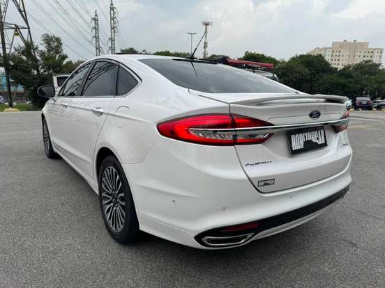 FORD-FUSION-2017