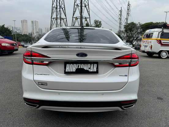 FORD-FUSION-2017